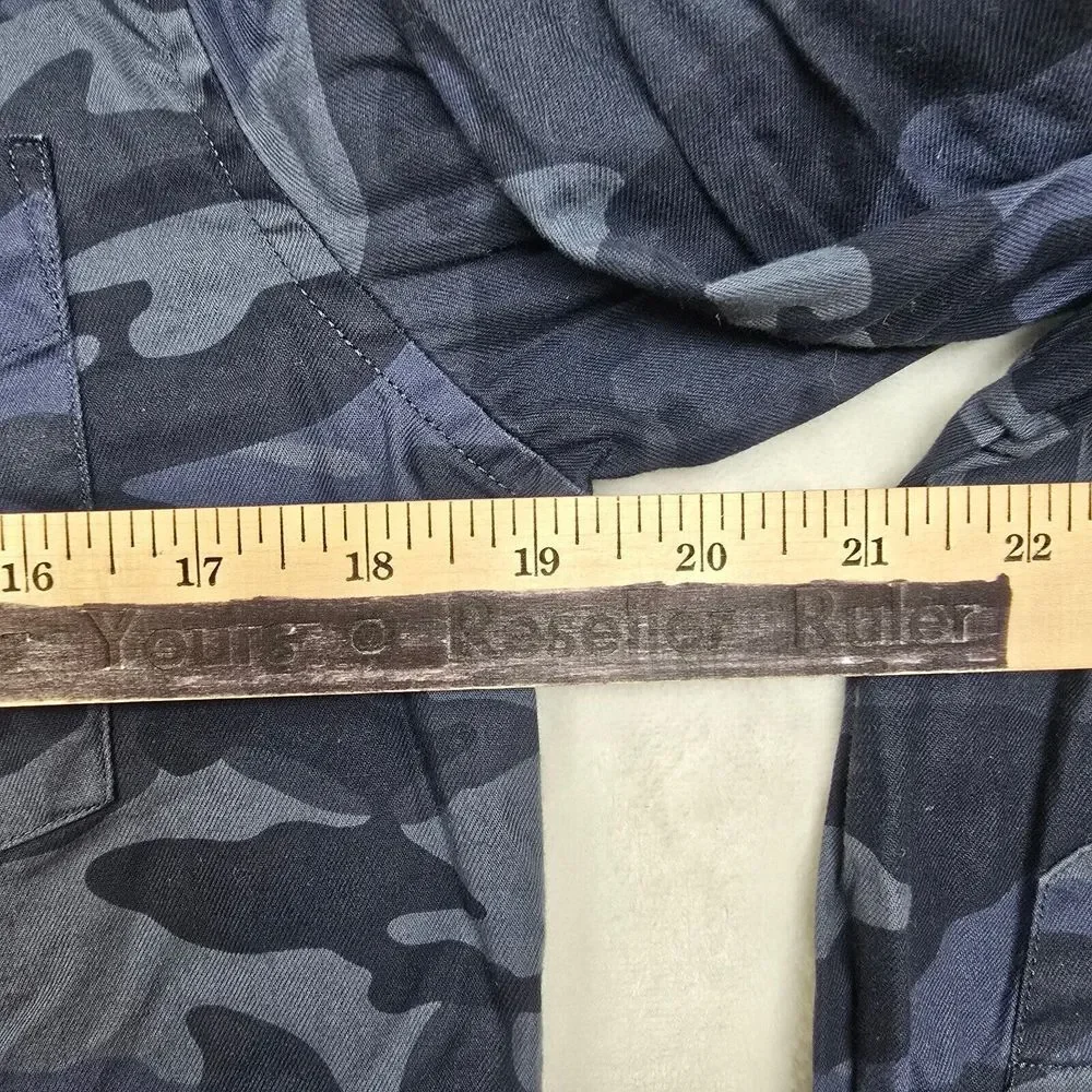 Banana Republic Untucked Slim Shirt‎ Mens Small Blue Camo Luxe Flannel Cotton